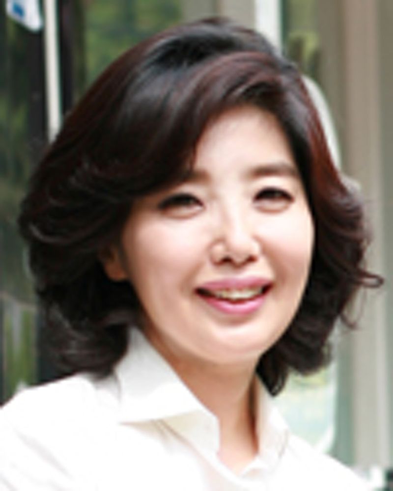 여에스더 [사진제공:네이버 인물 프로필]