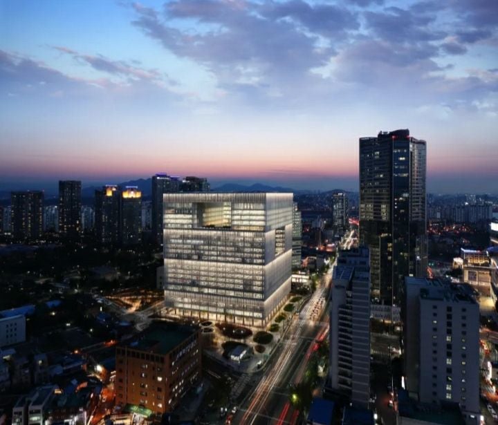 아모레퍼시픽의 사옥 야경 [사진제공 나무위키]