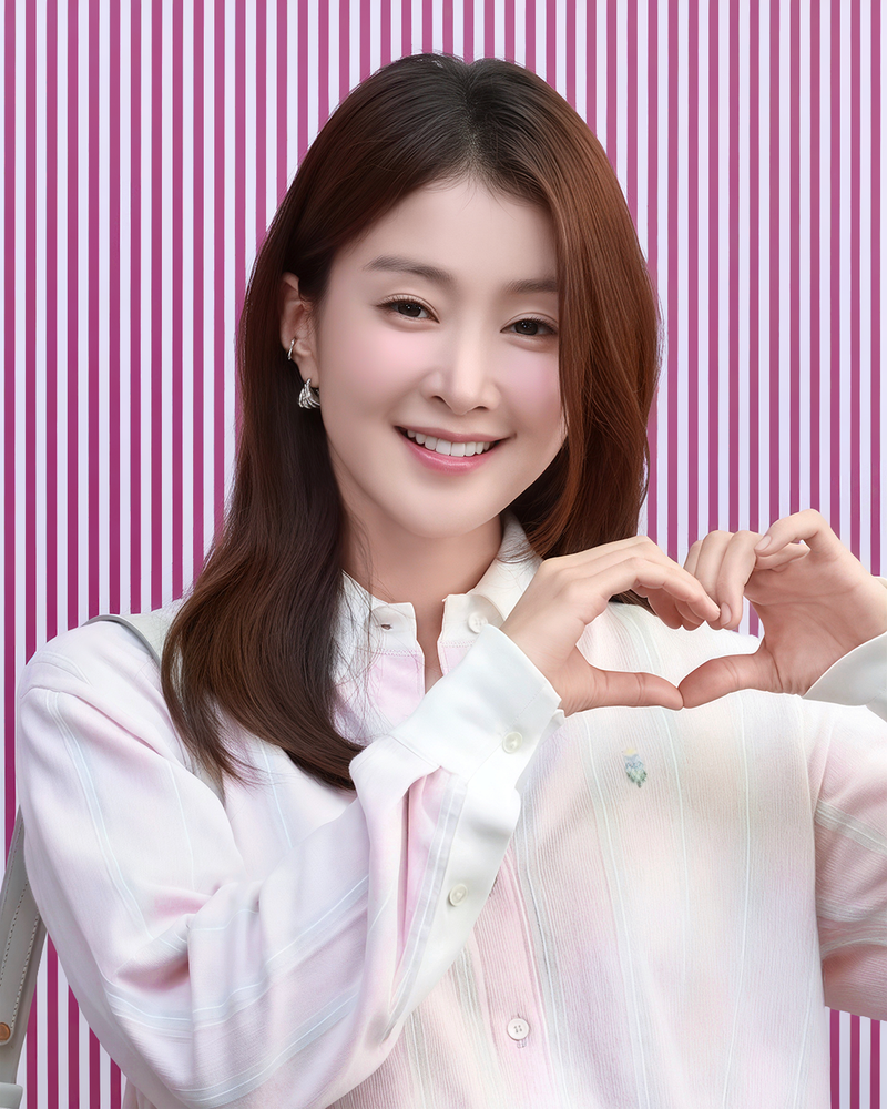 [이시영 사진제공 위키백과]