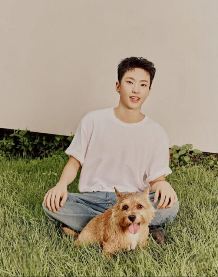 세븐틴 호시, 1억 원 기부가 만든 희망의 교실…잠비아 아이들 250명 꿈 키운다