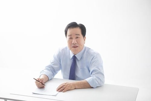 우오현 SM그룹 회장. 여주대학교 학생 복지 지원을 위해 사재 5억원을 출연했다. 사진=SM그룹