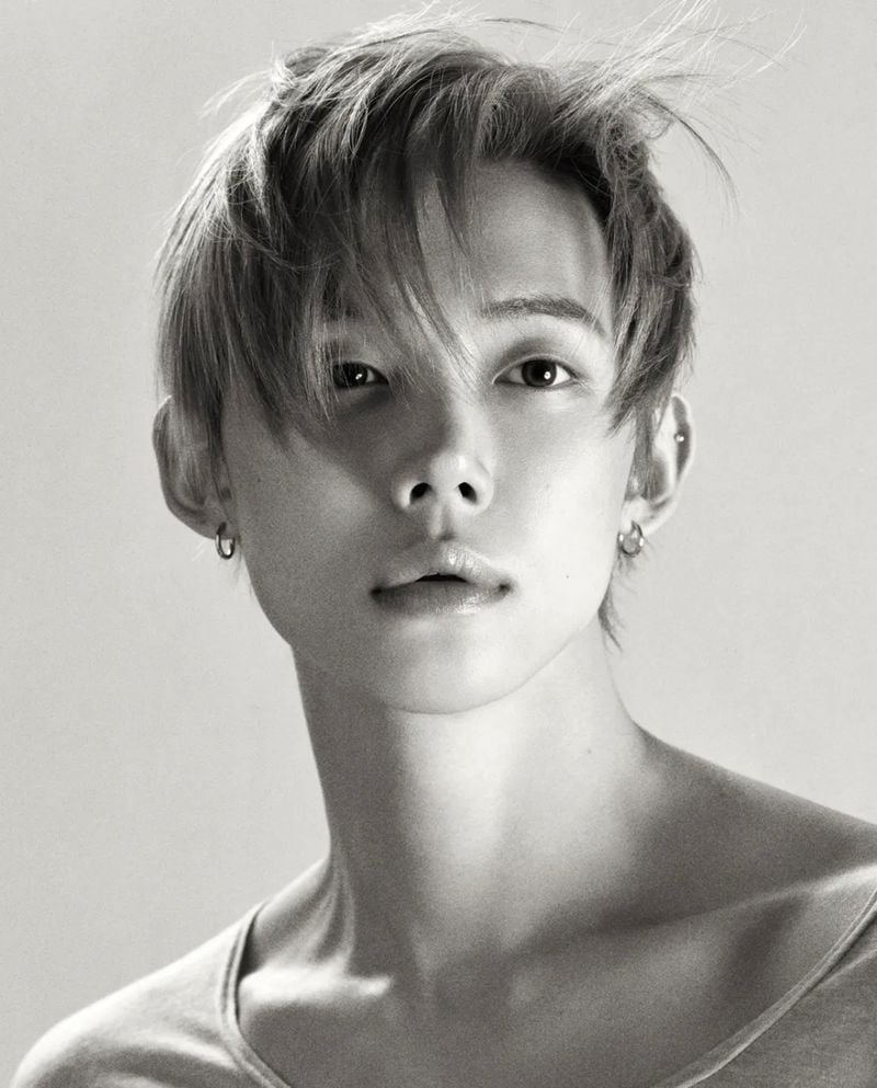 연준(본명: 최연준, 한국 한자: 崔然竣, 1999년 9월 13일 ~ )은 대한민국의 보이 그룹 투모로우바이투게더의 멤버이다. [사진제공 나무위키]