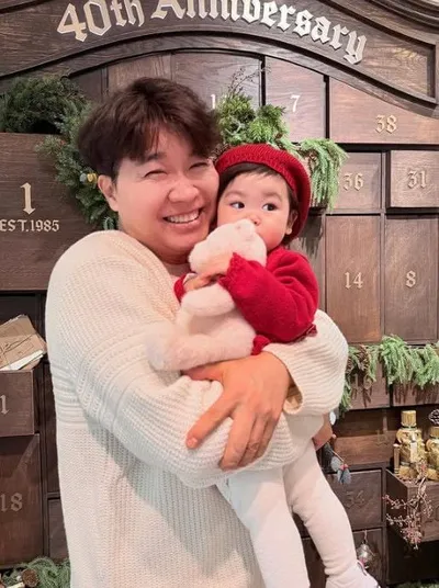 박수홍, 24년 인연 보육원에 연말 기부로 응답하다