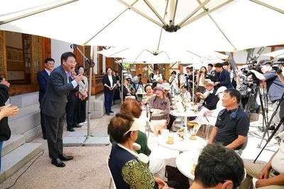 종로구청, 평균연령 73.5세 ‘굿라이프 챌린지’ 개최…노년의 새로운 만남 실험