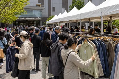 “영원무역·삼성물산 등 19개 패션기업 참여”… 브랜드 의류 1만2000벌, 할인 넘어 ‘나눔’으로 이어졌다