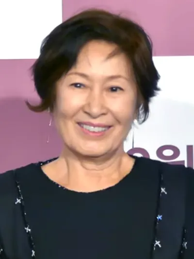 “죽지 마세요”…    85세에도 이웃을 먼저 묻는 배우 김혜자