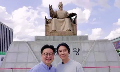 스페인 한글학교에 배움의 선물…배우 김남길·서경덕 교수, 한글 교육 지원