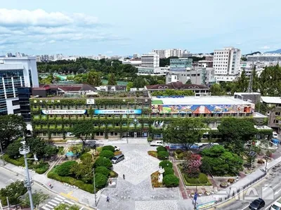 배가 너무 고파요”…자신의 점심 챙겨 고시원 달려간 이희정 팀장